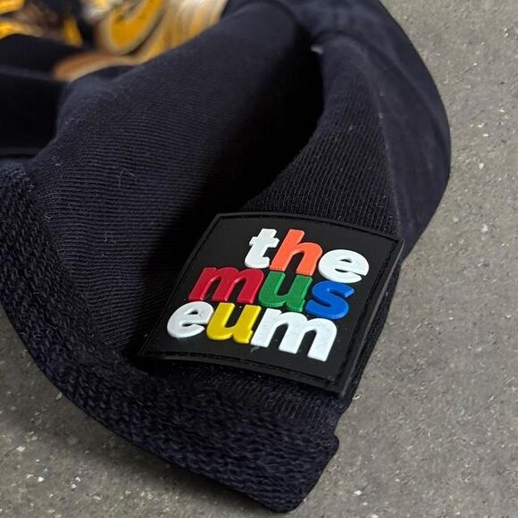 Unbranded Men's Black T-shirt - Picture 4 of 6